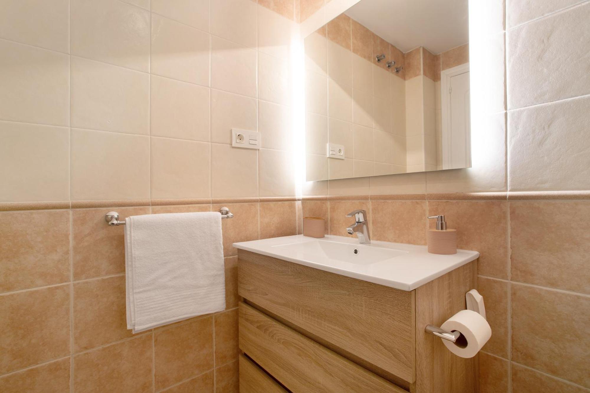 Apartamento Carlos Haya Малага Экстерьер фото