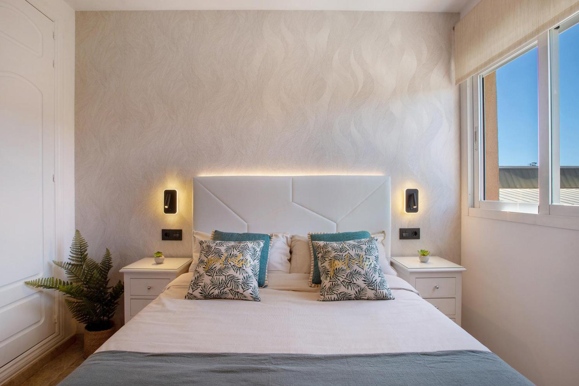 Apartamento Carlos Haya Малага Экстерьер фото